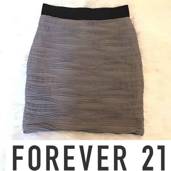 Forever 21 Juniors Taupe Ruched Stretch Pencil Mini Skirt - Picture 1 of 6